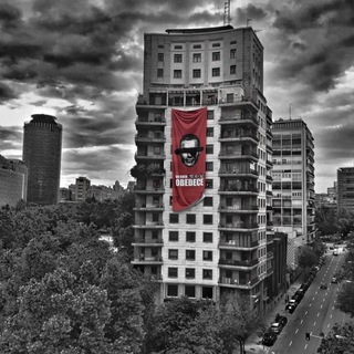 Chat sobre Alvise Pérez