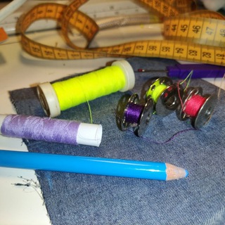 The 🪡Siblinghood of Crafting Littles🧵