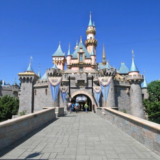 Disneyland California✍🏻✈️🇺🇸 en Español.