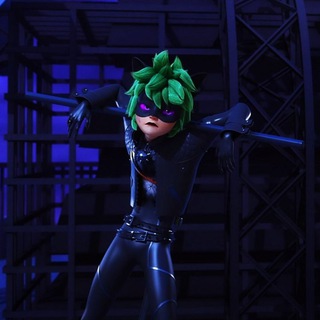 Xon qizi va abjir mushuk chati