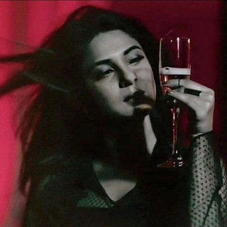 𝐆𝐇𝐎𝐒𝐓 𝐇𝐎𝐔𝐒𝐄